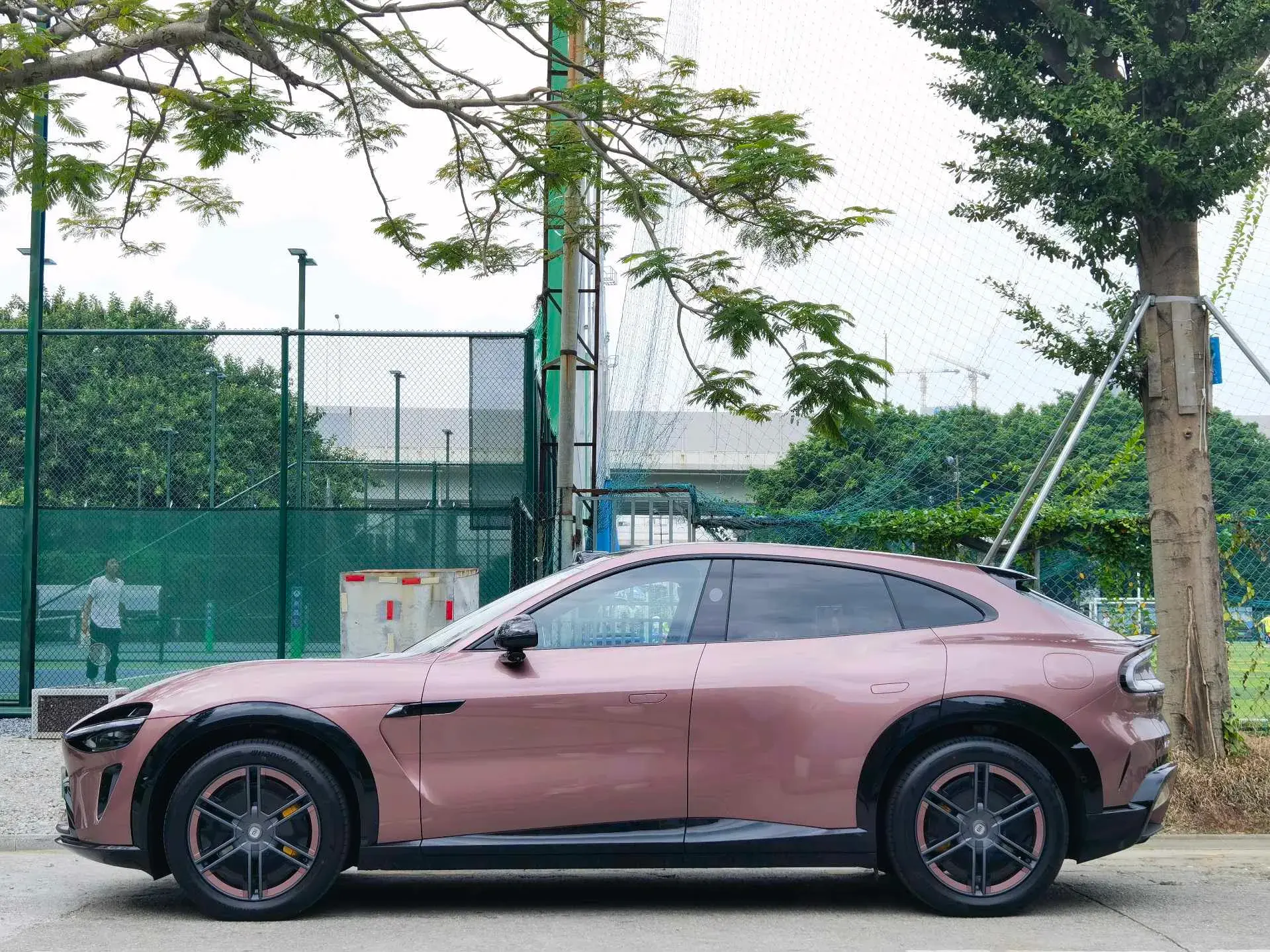 2025 MI YU7 thumbnail 4