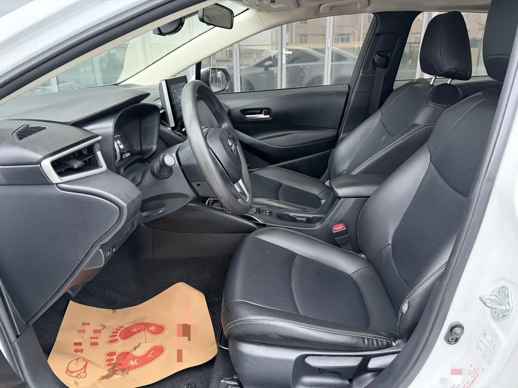 2021 TOYOTA COROLLA thumbnail 4