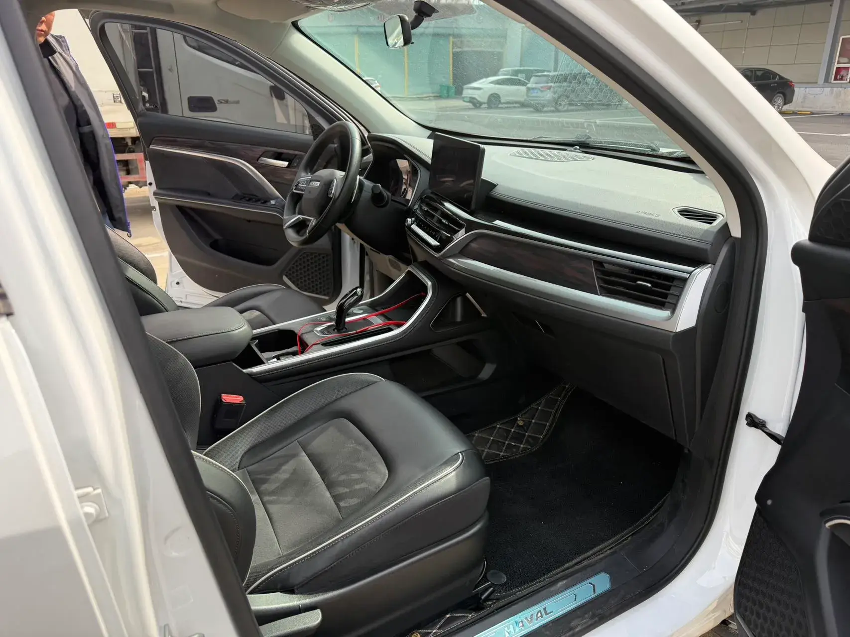 2023 HAVAL H6 thumbnail 3