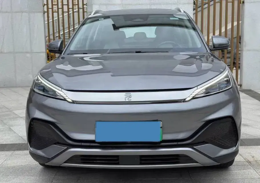 2022 BYD YUAN thumbnail 3