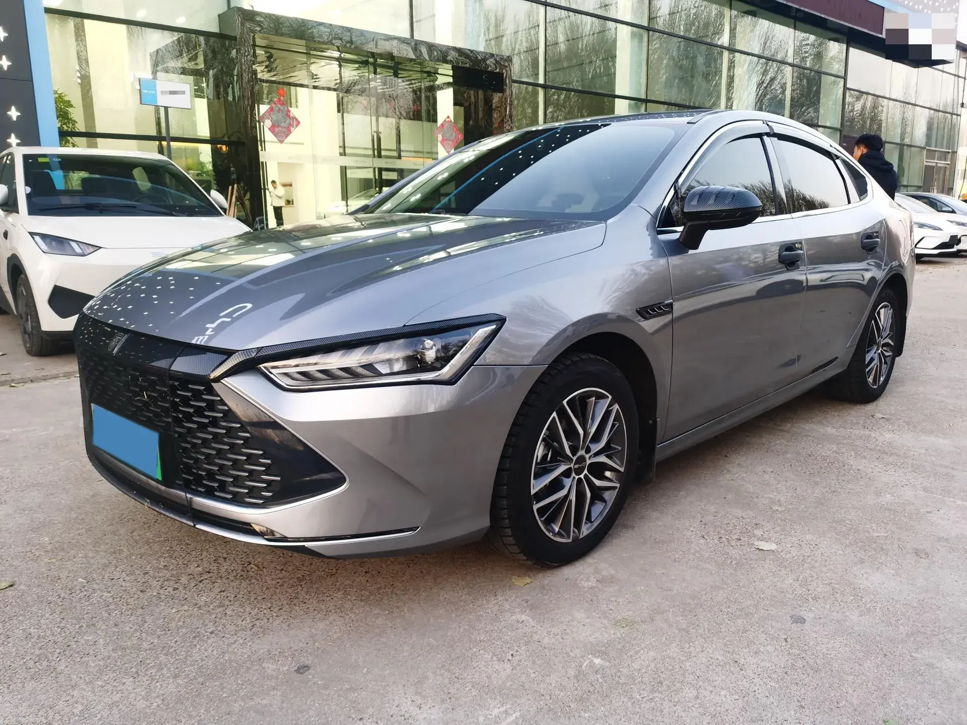 2021 BYD QIN view 1