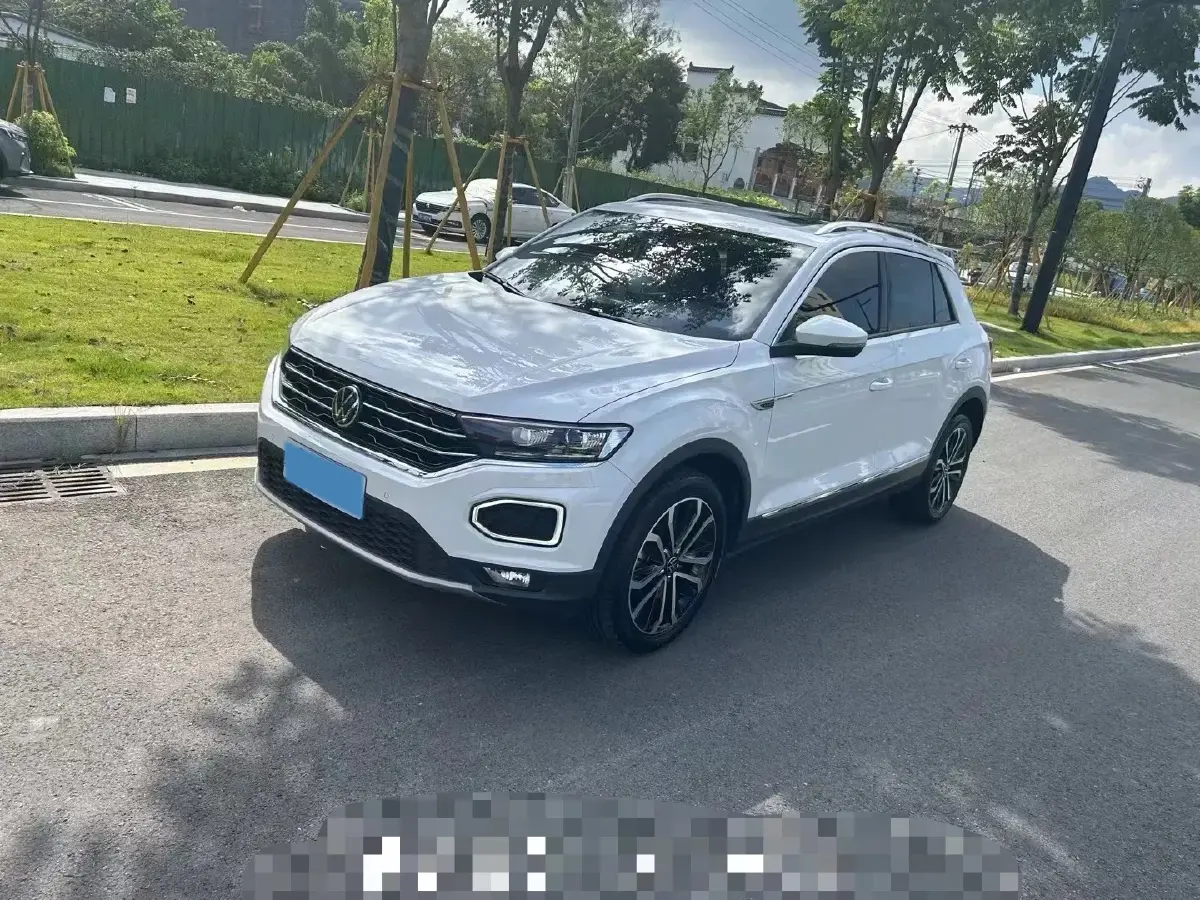 2021 Volkswagen T-Roc 1.4T 150HP L4 7DCT