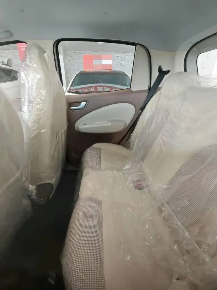 2025 WULING HONGGUANG thumbnail 2