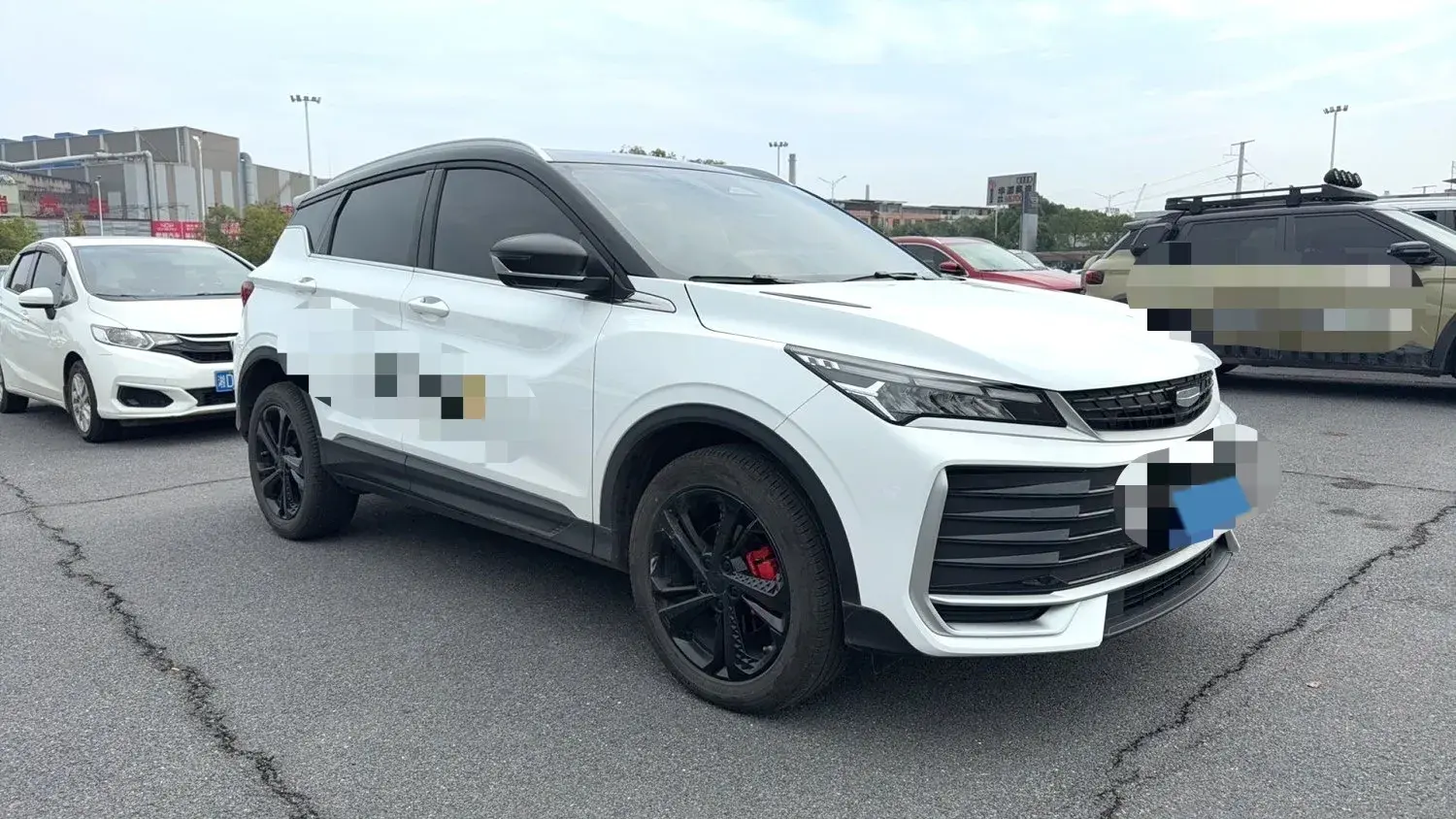 2025 GEELY COOLRAY thumbnail 2