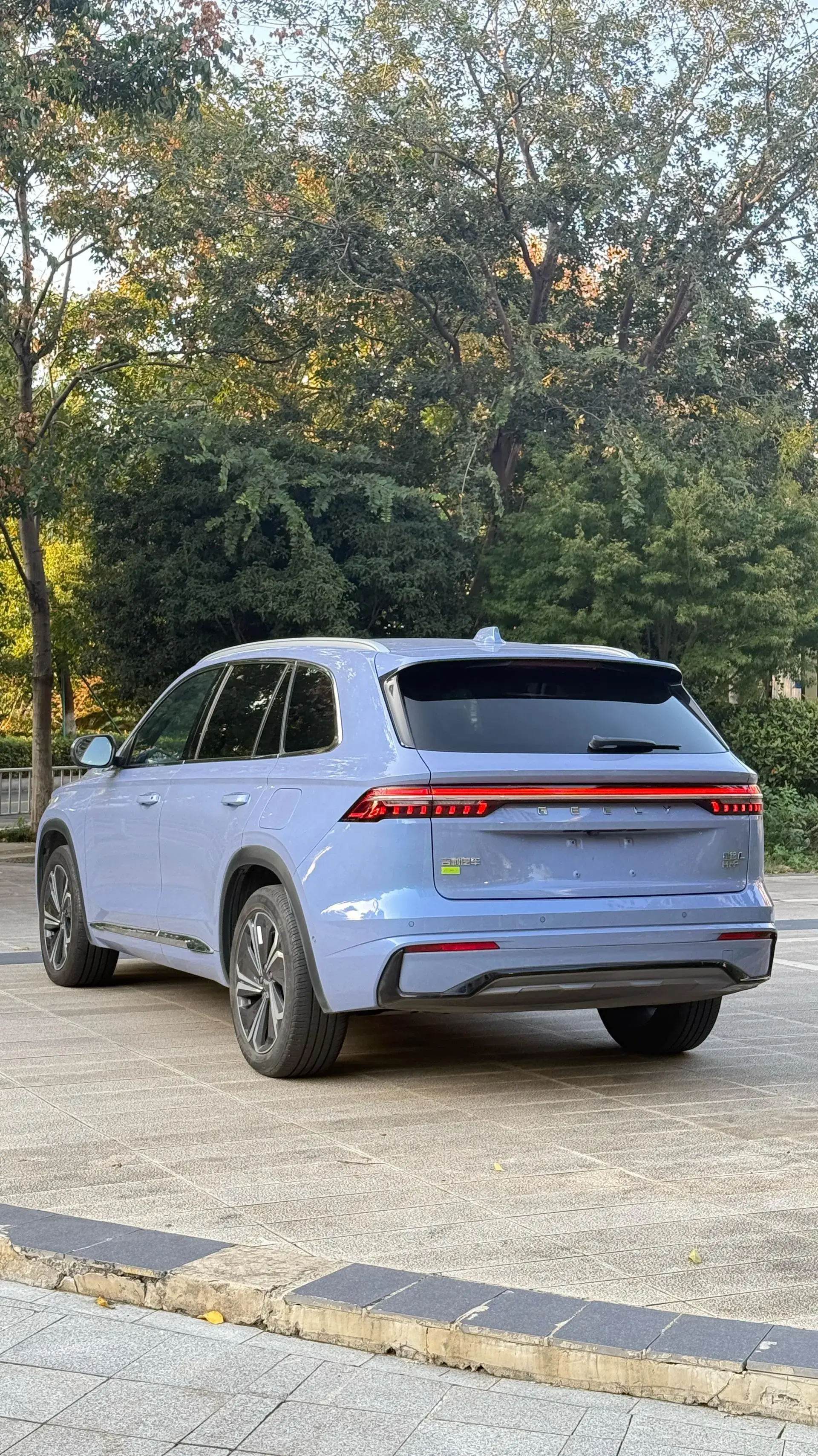 2022 GEELY MONJARO thumbnail 4