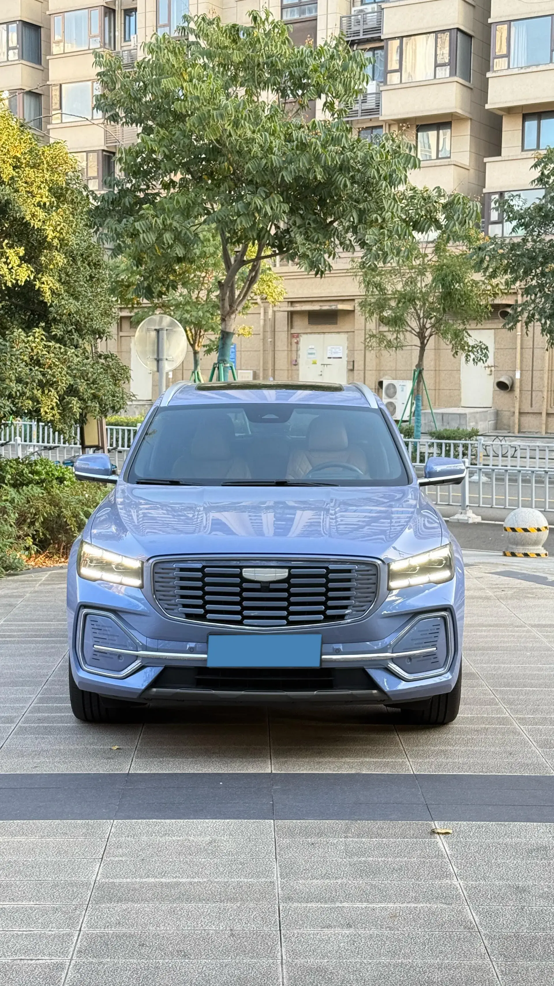 2022 GEELY MONJARO thumbnail 2