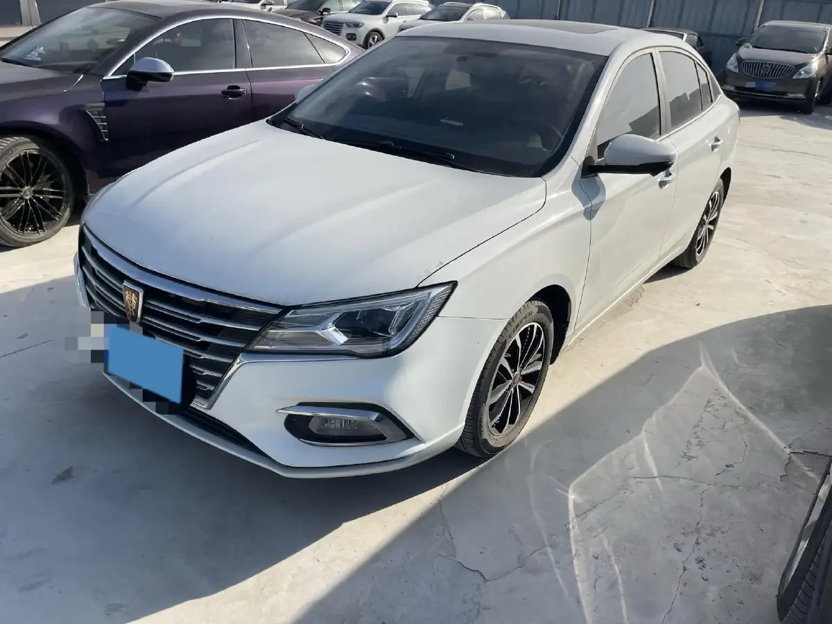 2020 Roewe i5 1.5L 120HP L4 CVT