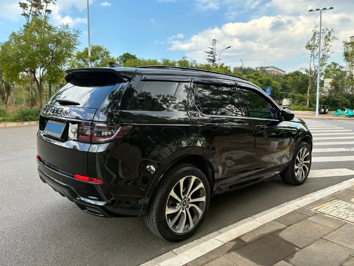 2020 Land Rover Discovery Sport 2.0T 249HP L4 9AT,autocango,china used car exporter,china ev exporter,chinese used car exporter,chinese used ev exporter