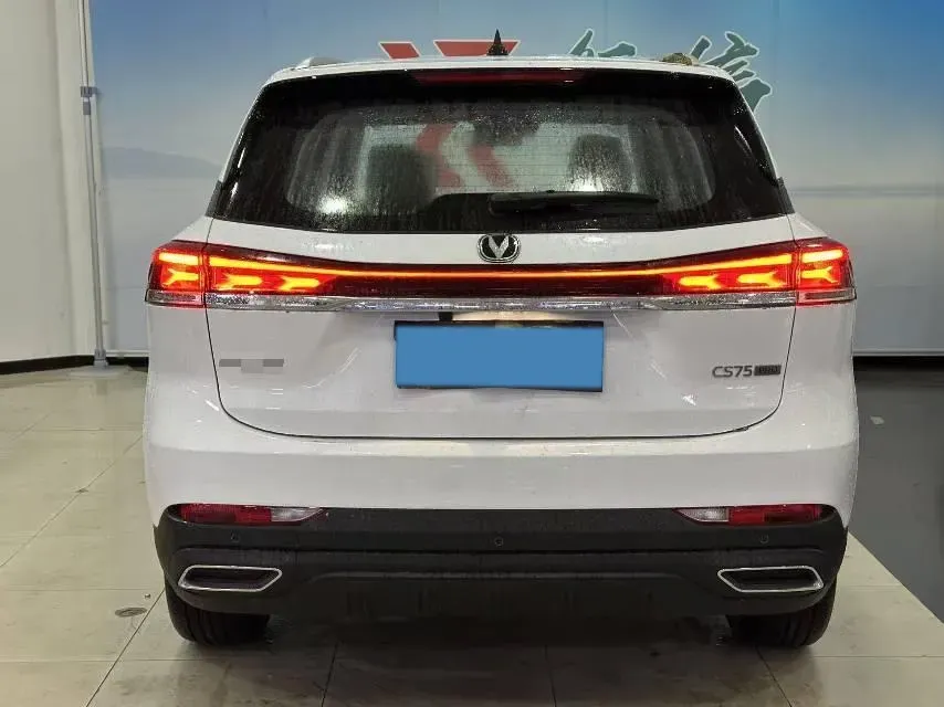 2025 ChangAn CS75 1.5T 188HP L4 7DCT,autocango,china used car exporter,china ev exporter,chinese used car exporter,chinese used ev exporter