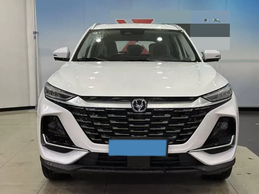 2025 ChangAn CS75 1.5T 188HP L4 7DCT,autocango,china used car exporter,china ev exporter,chinese used car exporter,chinese used ev exporter