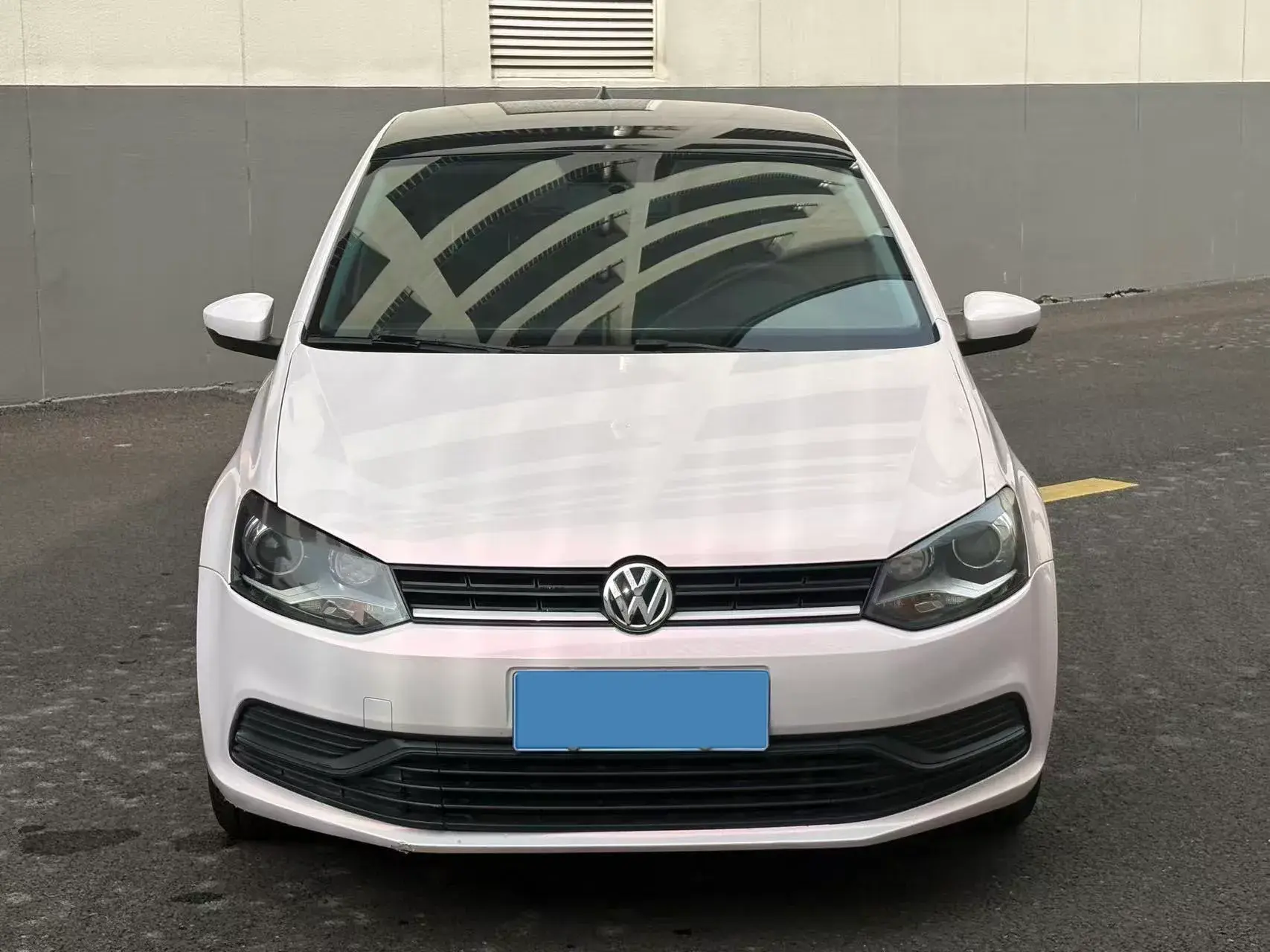 2016 VOLKSWAGEN POLO thumbnail 2