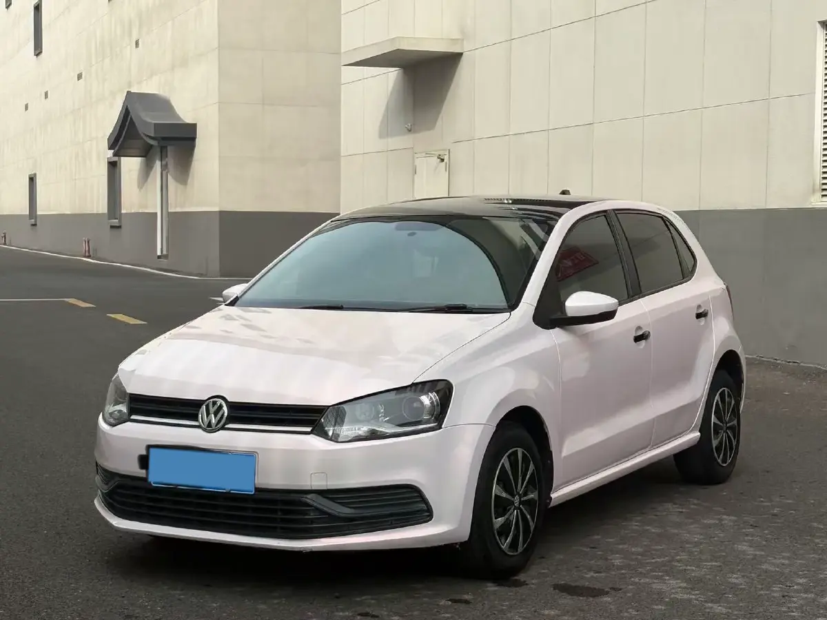 2016 Volkswagen Polo 1.4L 90HP L4 5MT