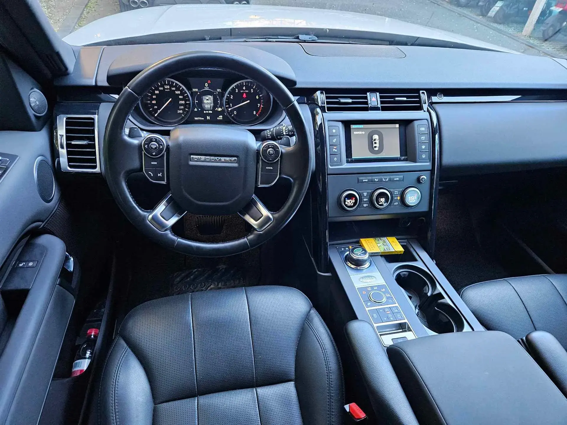 2017 LAND ROVER thumbnail 3