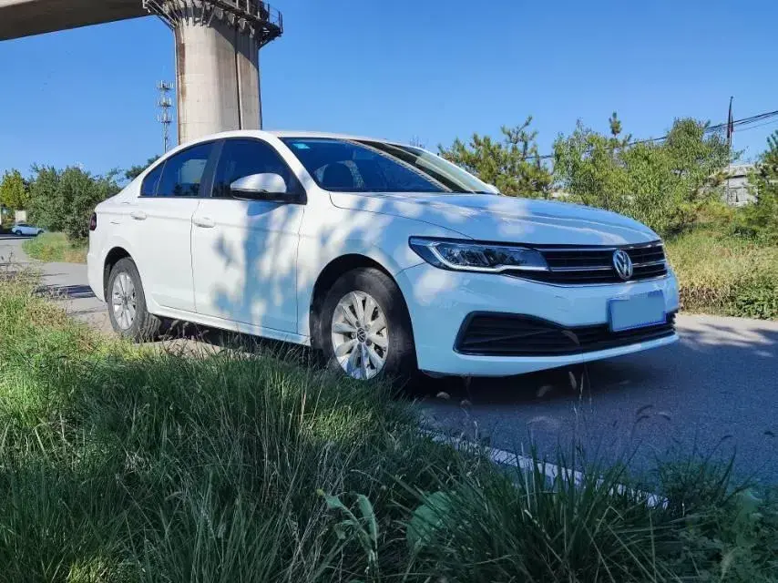 2021 VOLKSWAGEN BORA thumbnail 3