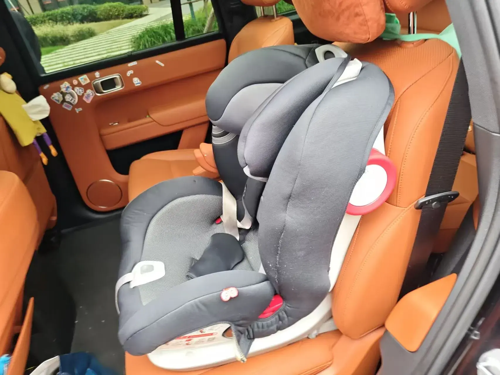 2022 LI L9 thumbnail 4