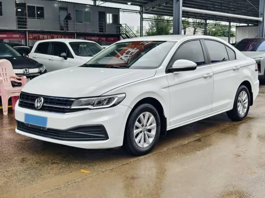 2019 VOLKSWAGEN BORA view 1