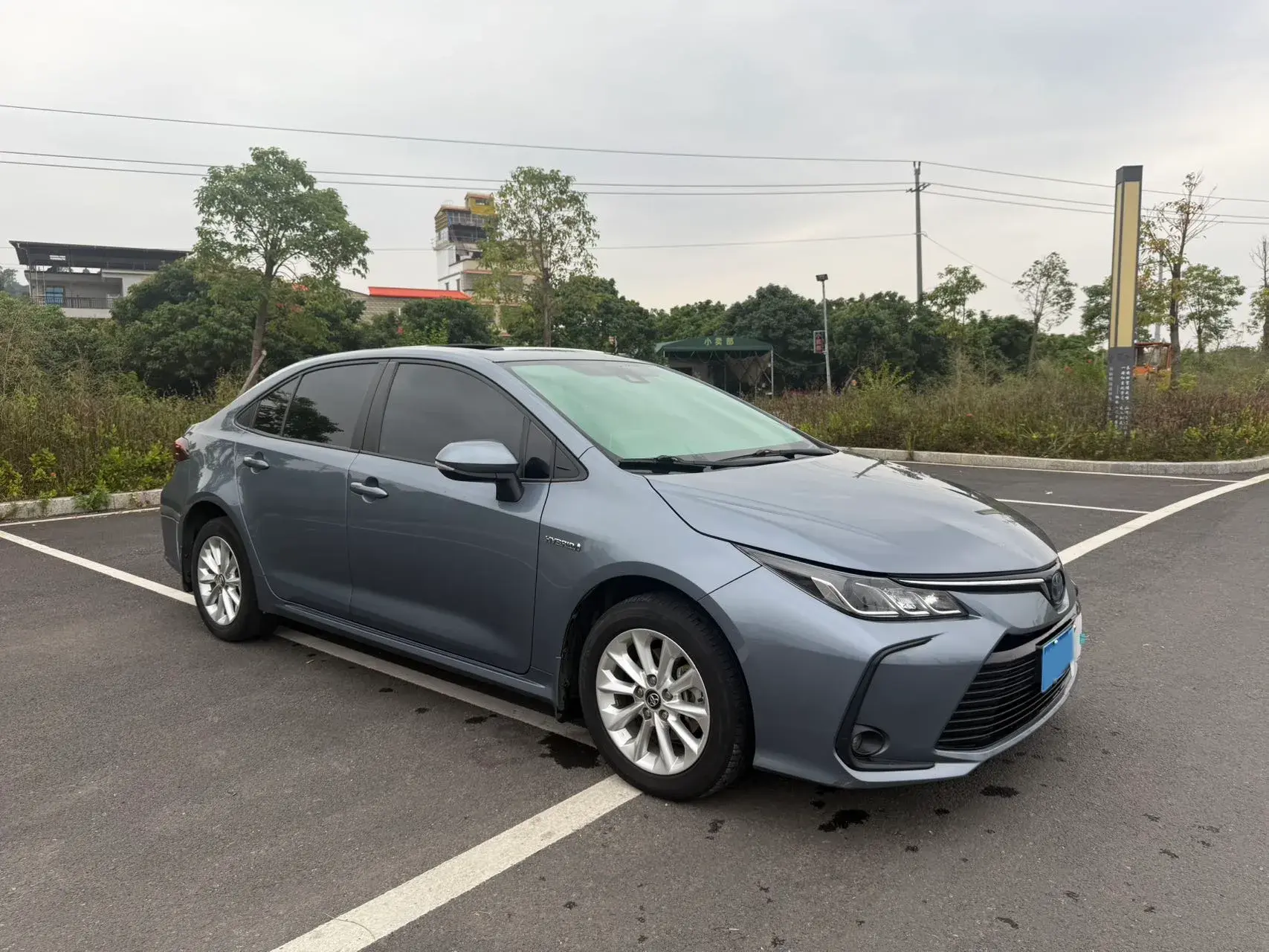 2021 TOYOTA COROLLA thumbnail 3