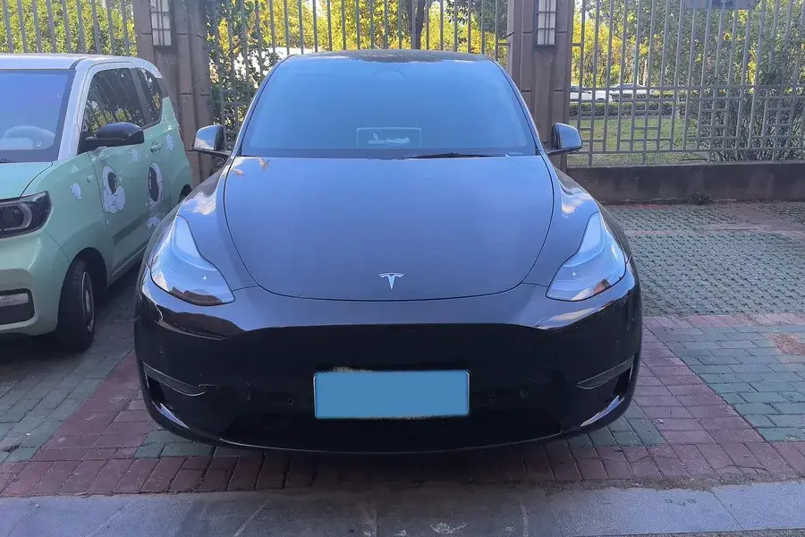 2022 TESLA MODEL thumbnail 2