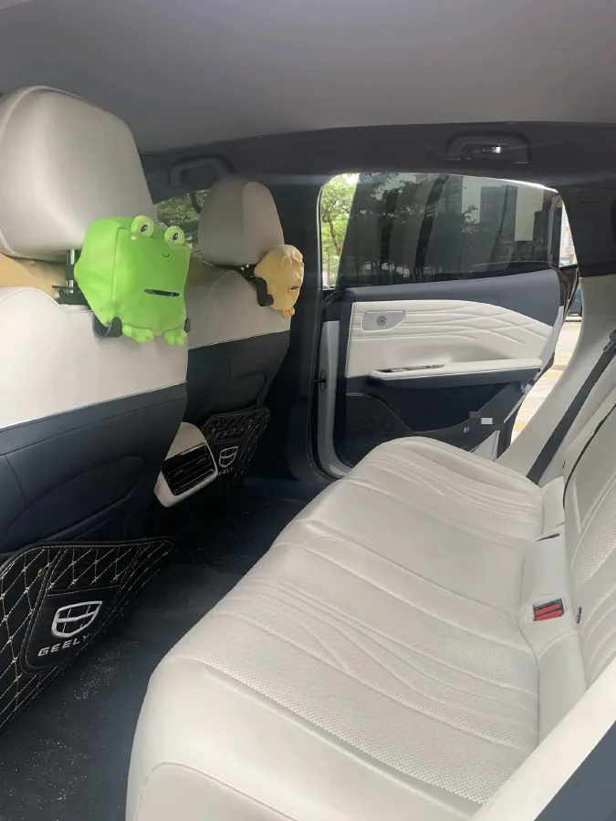 2024 Geely Galaxy E8 BEV 76KWH,autocango,china used car exporter,china ev exporter,chinese used car exporter,chinese used ev exporter