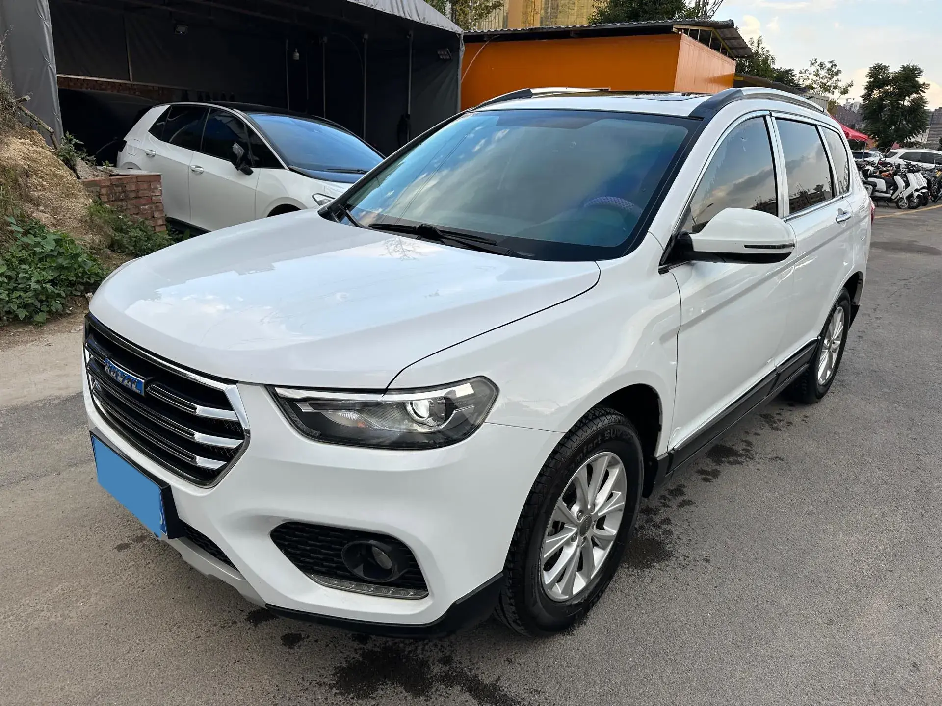 2018 HAVAL H6 view 1