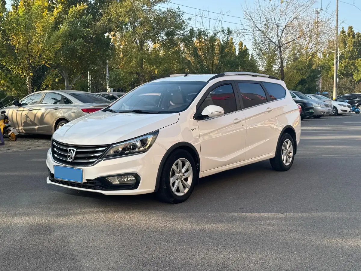 2017 BaoJun 310W 1.5L 105HP L4 6MT
