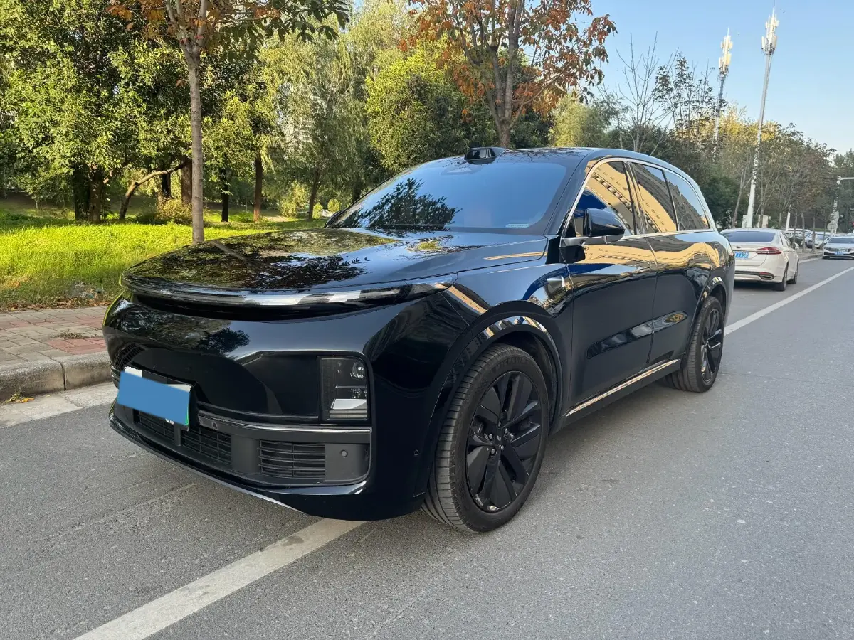 2024 Li L8 Range Extended 154HP REEV 42.8KWH