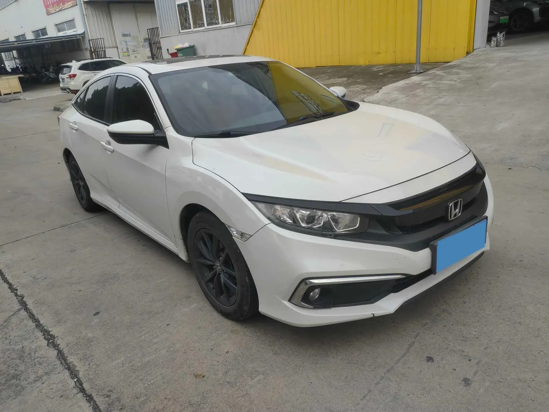 2019 HONDA CIVIC thumbnail 3