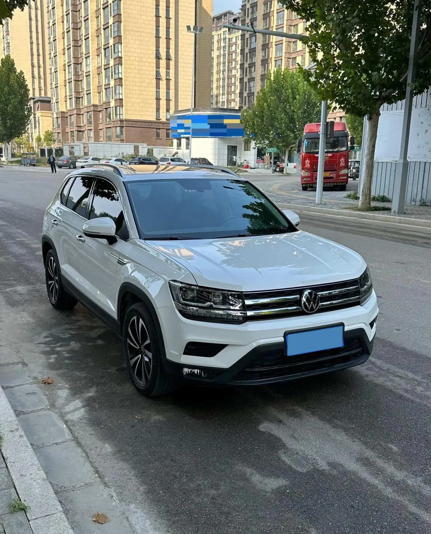 2020 VOLKSWAGEN THARU thumbnail 3