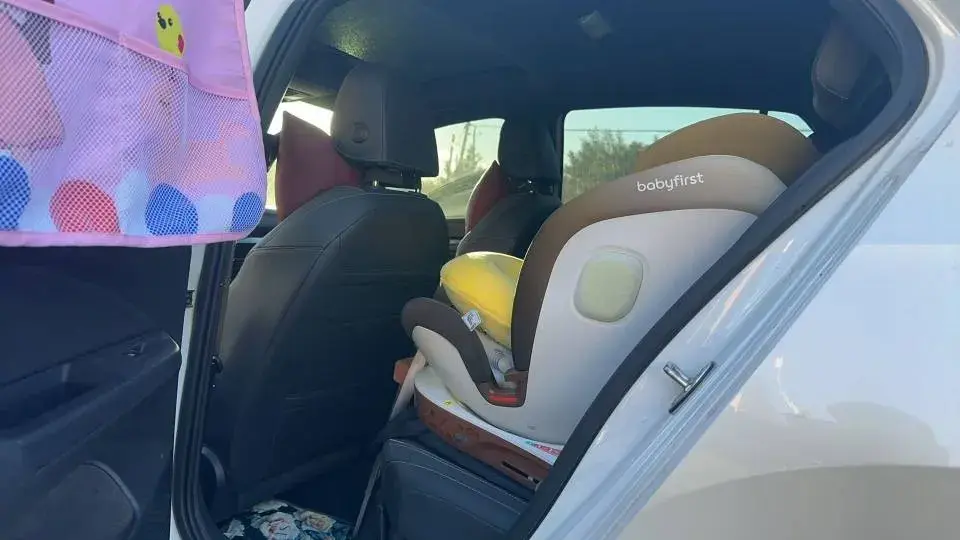 2021 VOLKSWAGEN GOLF thumbnail 4