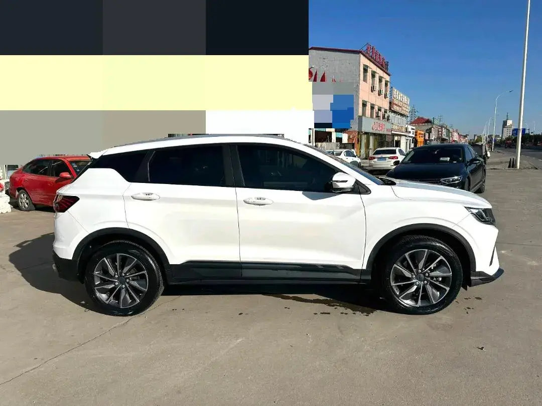 2022 GEELY COOLRAY thumbnail 4