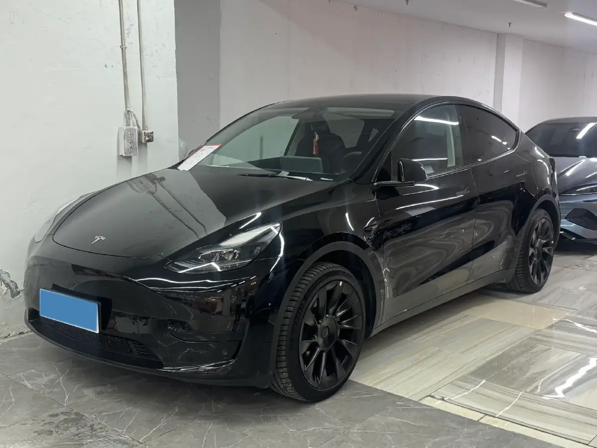 2023 Tesla Model Y BEV 60KWH