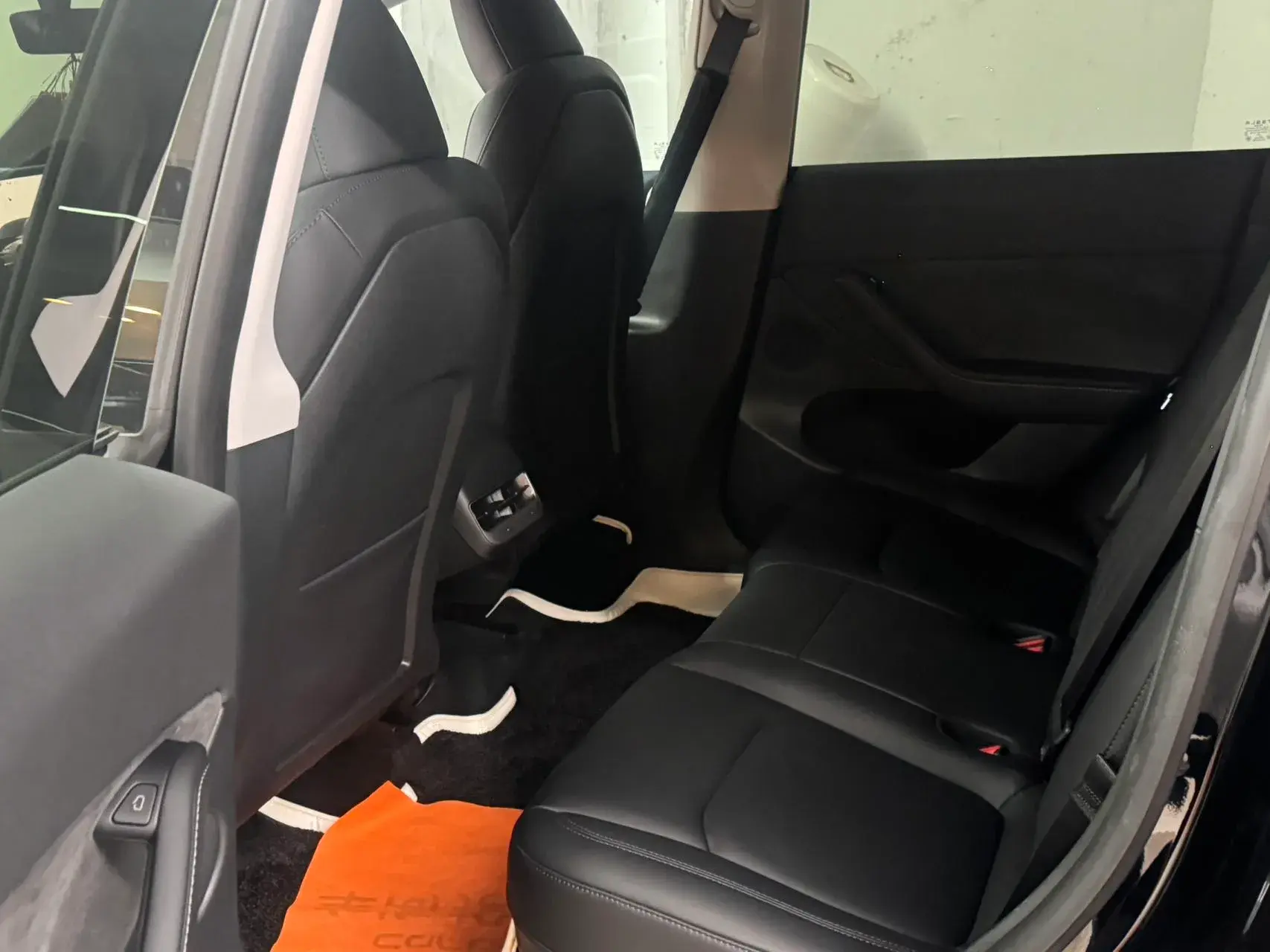 2023 TESLA MODEL thumbnail 3