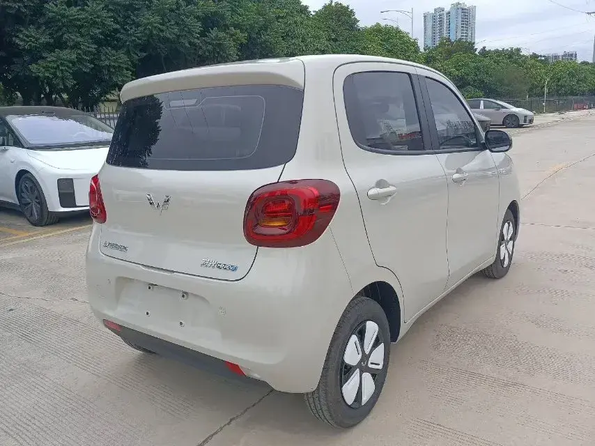 2025 WULING HONGGUANG thumbnail 4