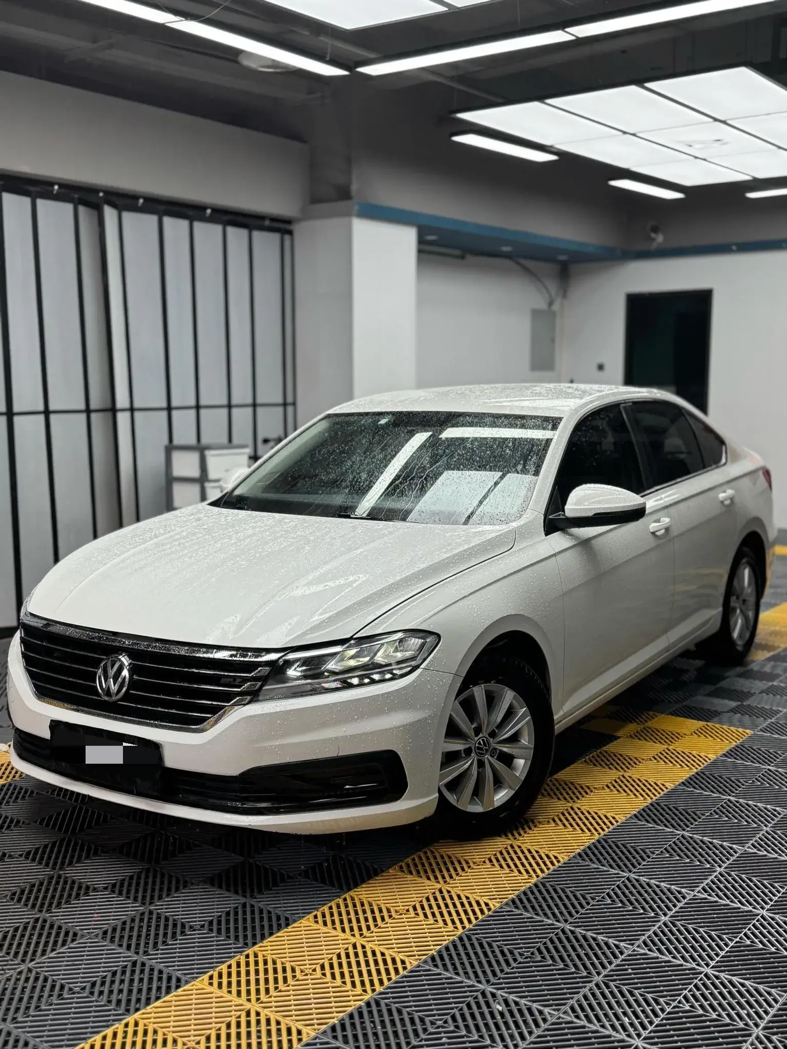 2022 VOLKSWAGEN LAVIDA view 1