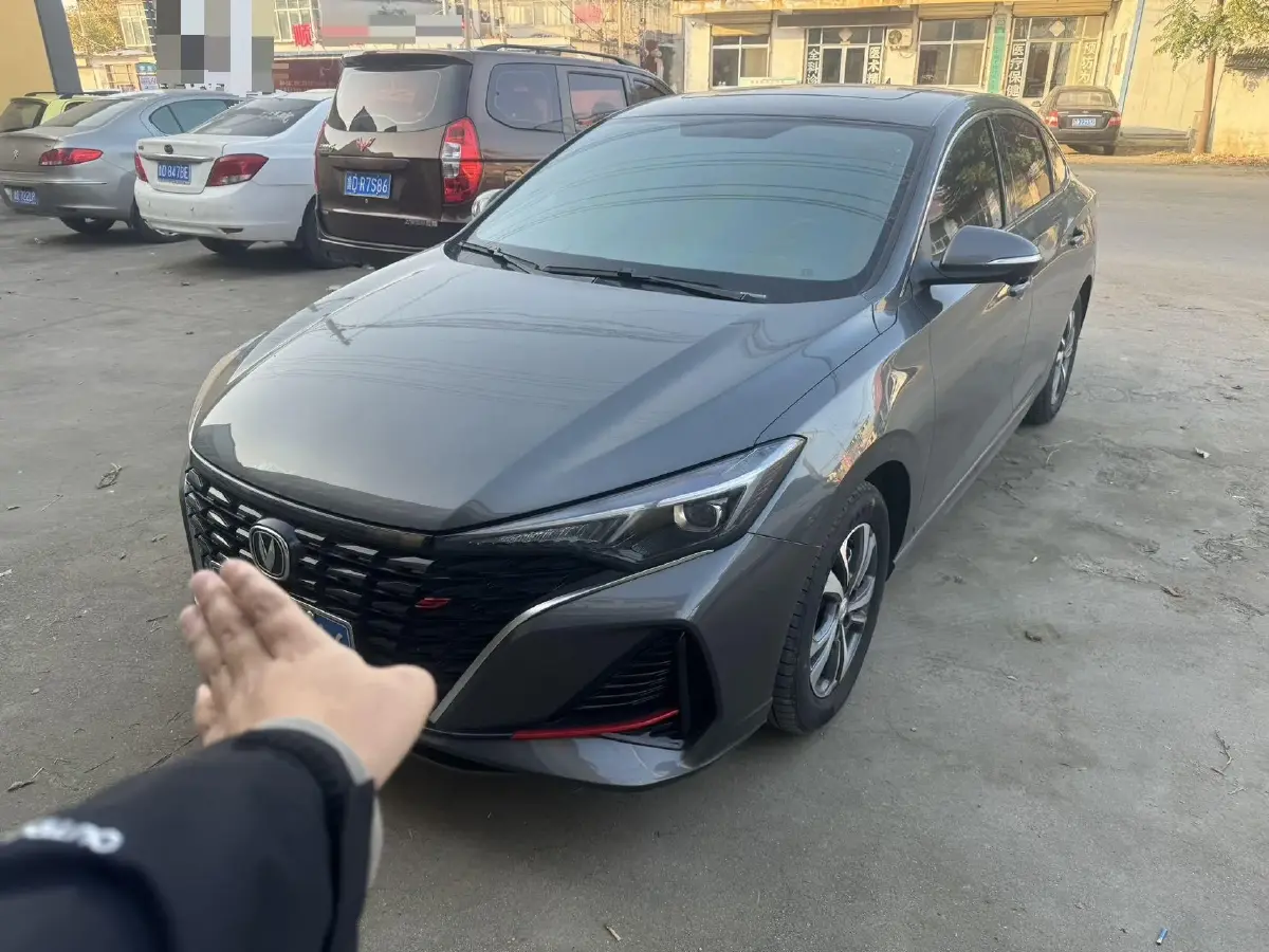 2024 ChangAn Eado 1.4T 160HP L4 7DCT 2024 ChangAn Eado 1.4T 160HP L4 7DCT