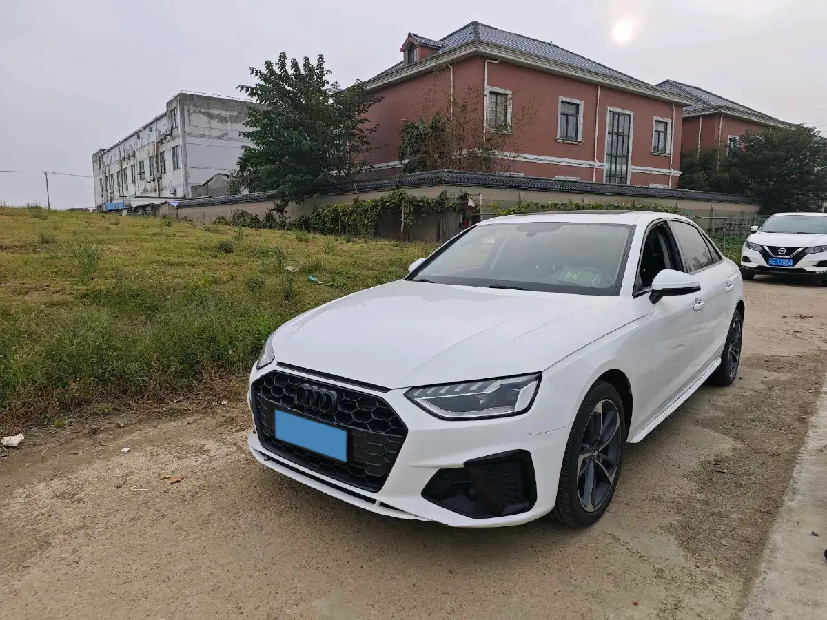 2020 Audi A4L 2.0T 150HP L4 7DCT