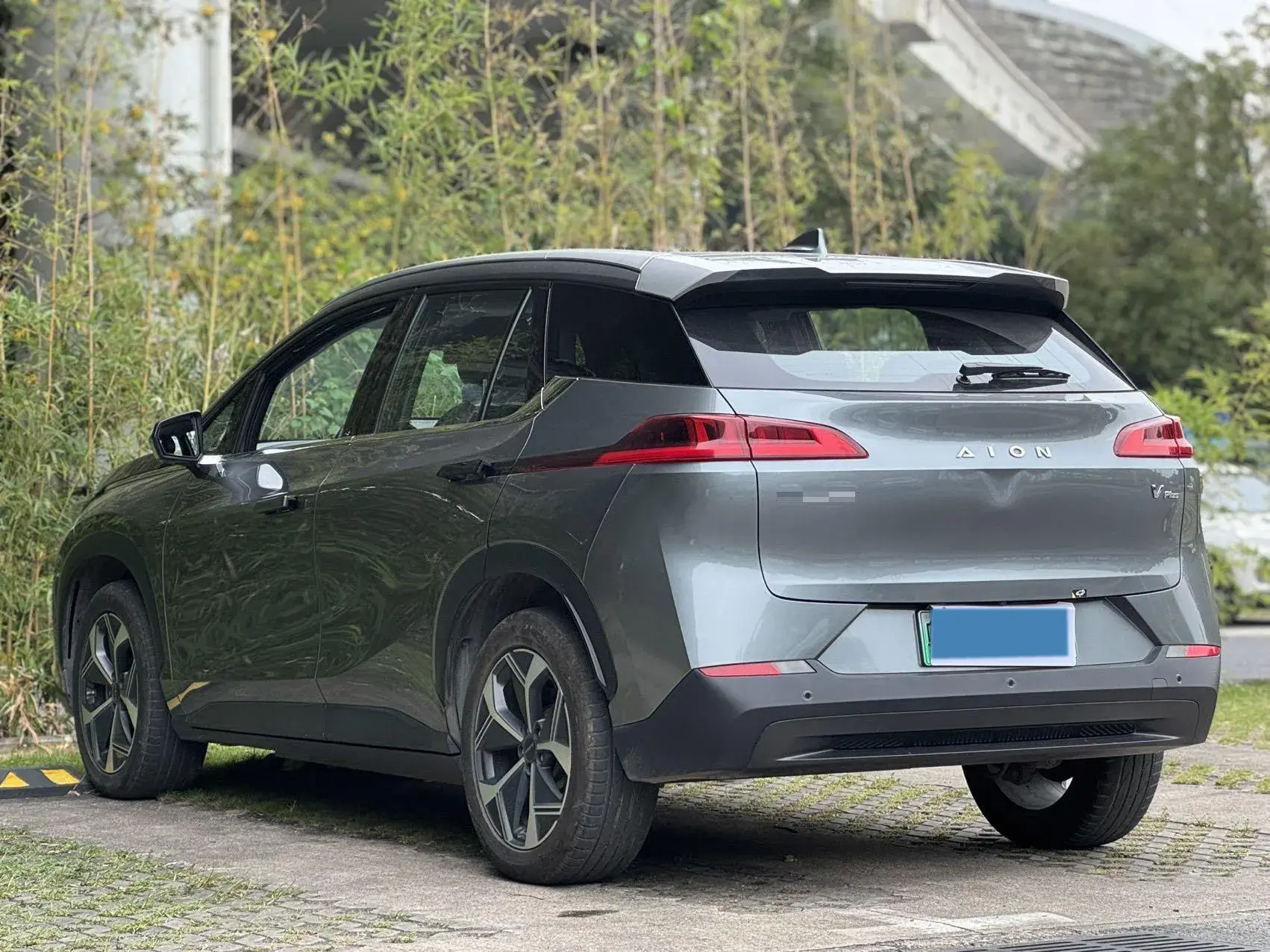 2024 AION V thumbnail 3