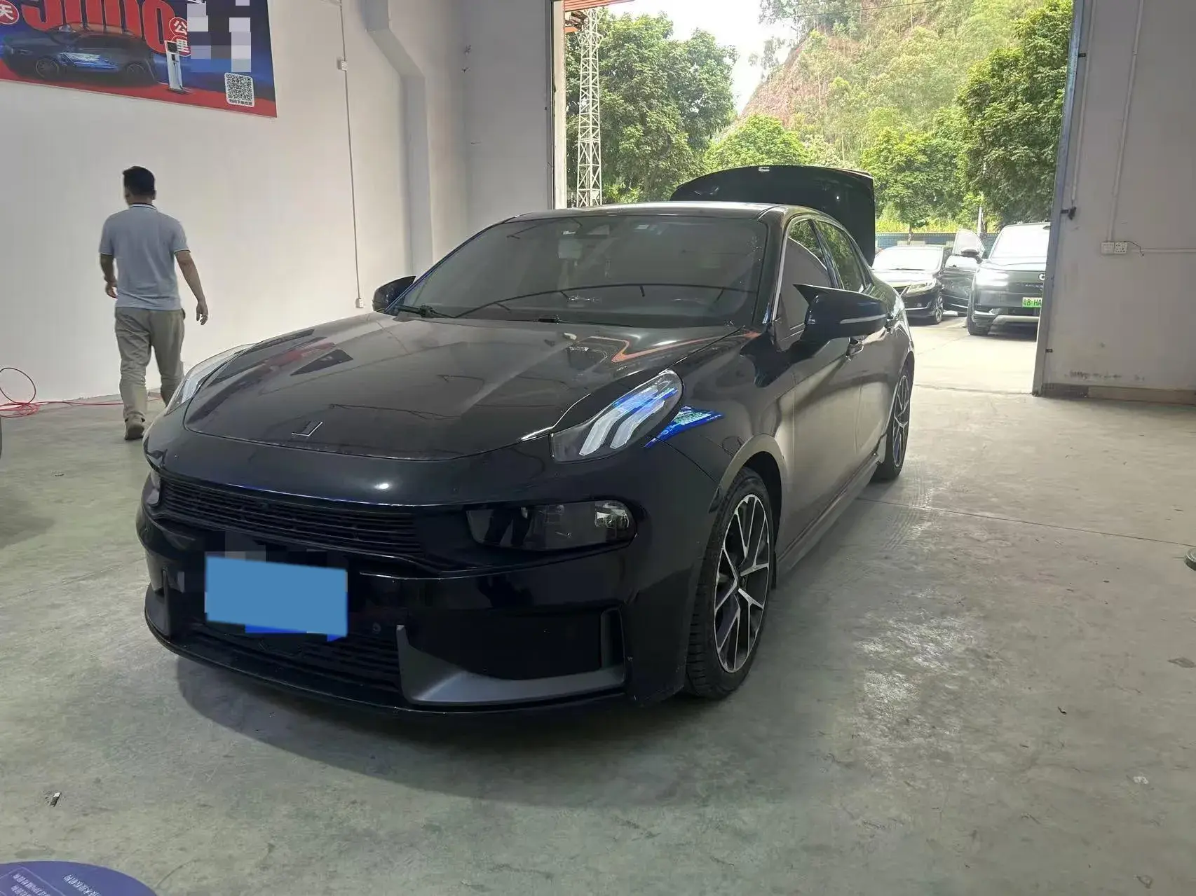 2021 LYNK&CO 03 view 1