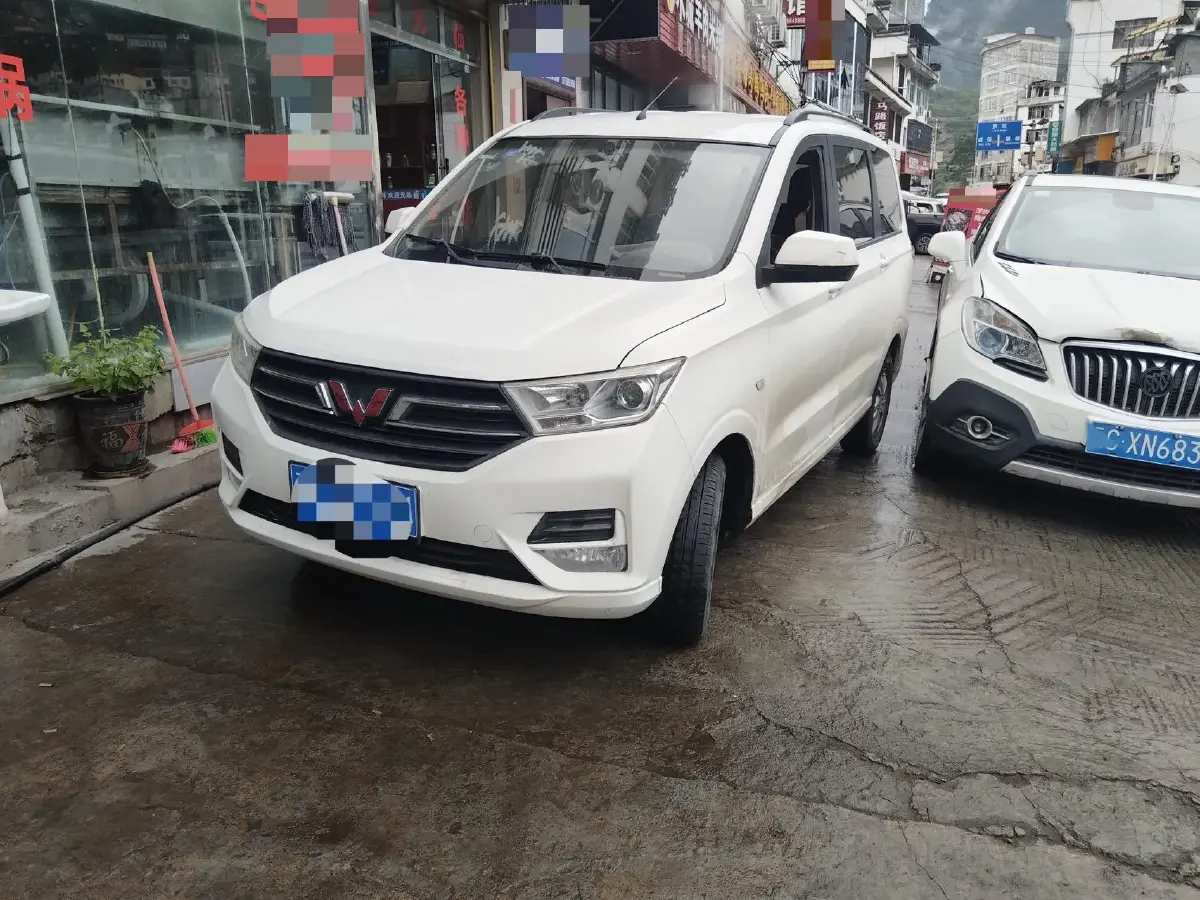 2018 WuLing HongGuang 1.5L 105HP L4 5MT