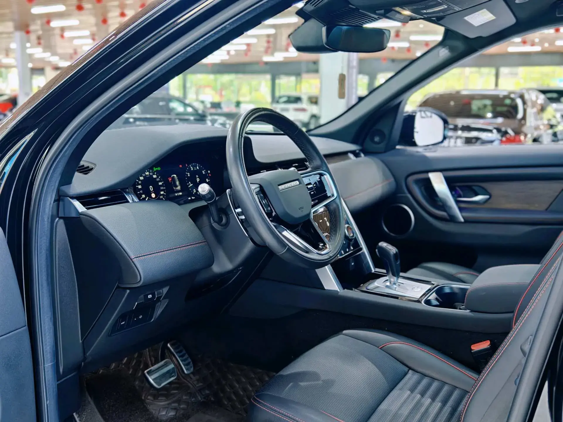 2023 LAND ROVER thumbnail 2