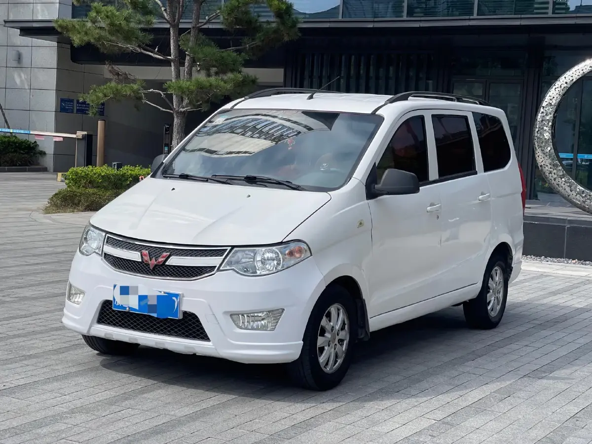 2016 WuLing HongGuang 1.5L 112HP L4 5MT