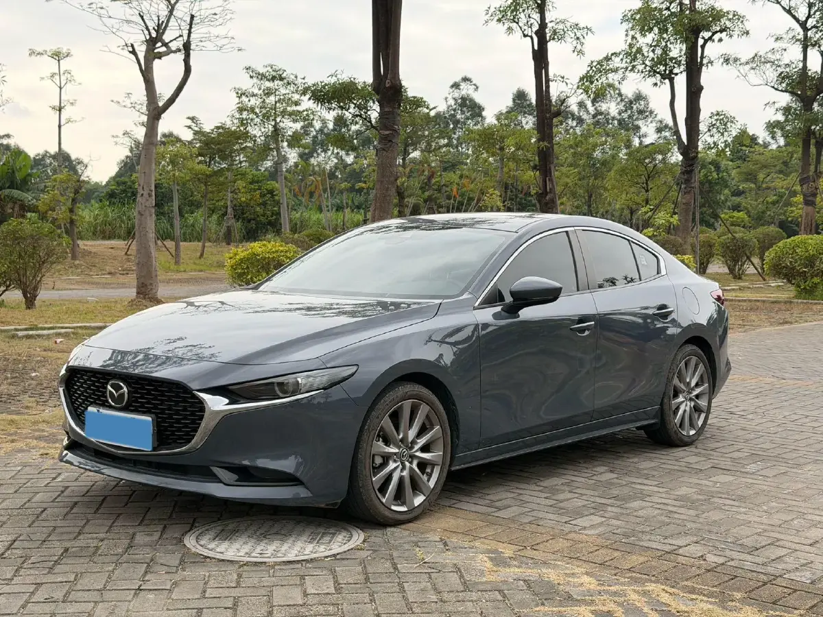 2023 Mazda 3 Axela 2.0L 158HP L4 6AT