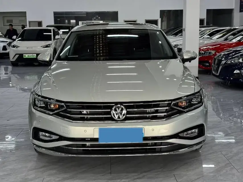 2020 VOLKSWAGEN MAGOTAN thumbnail 2