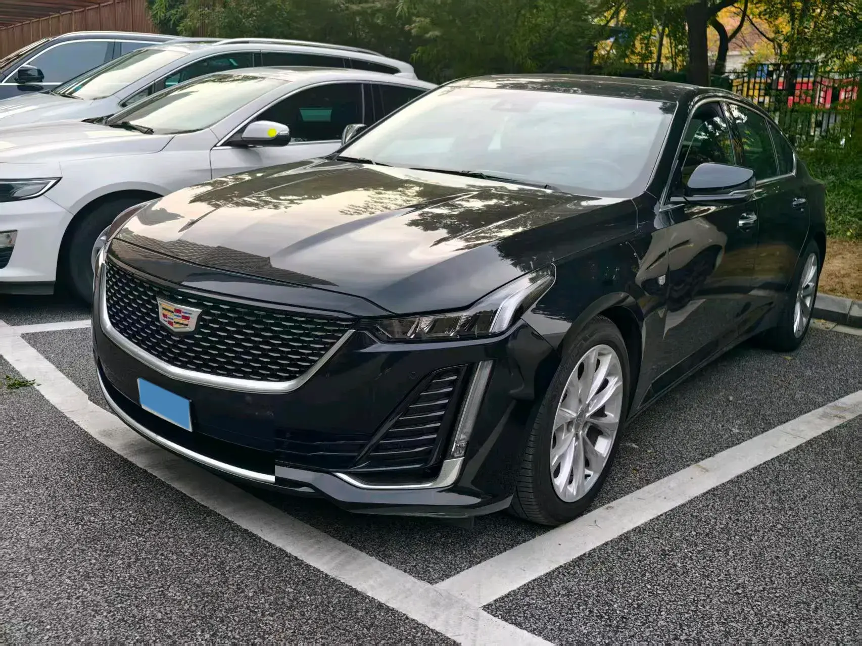 2023 CADILLAC CT5 view 1