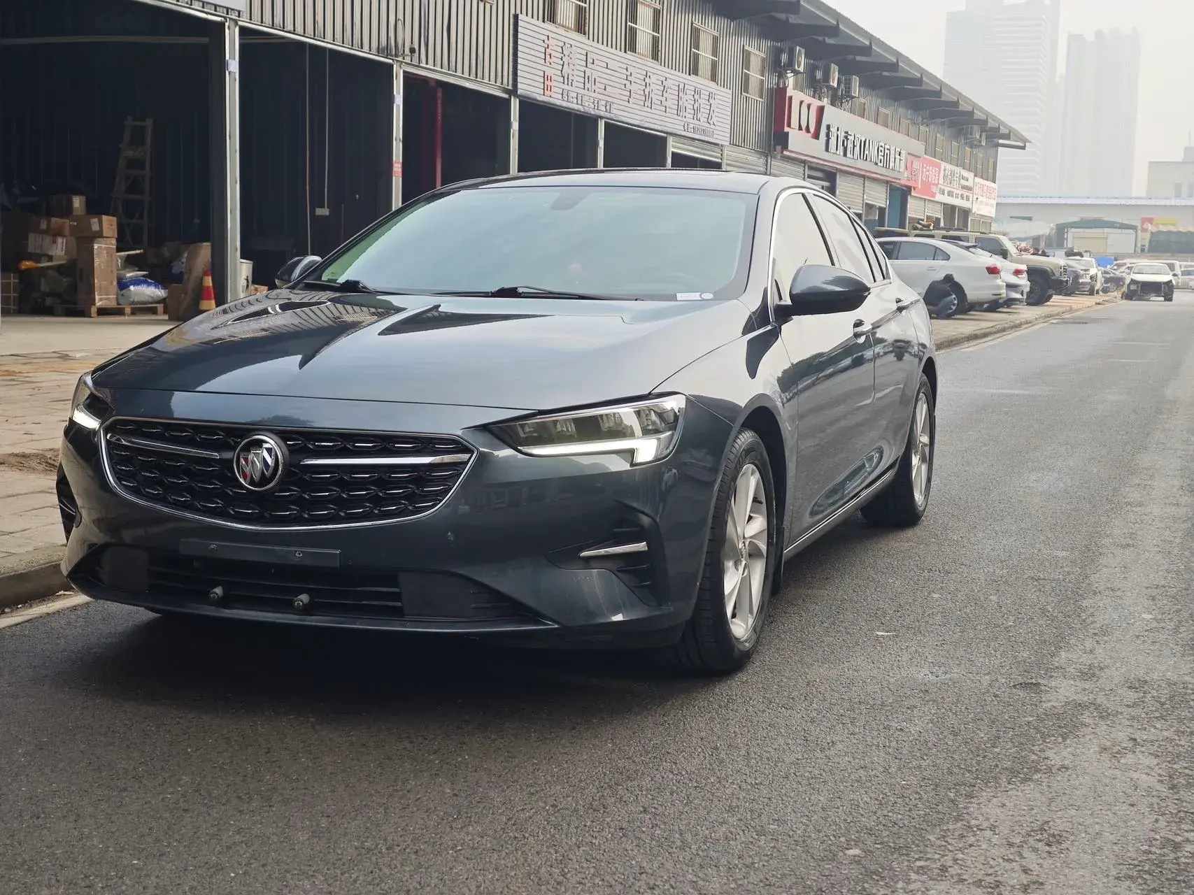 2020 BUICK REGAL view 1