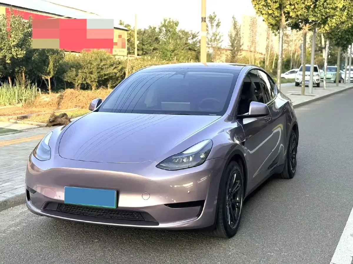 2023 Tesla Model Y BEV 60KWH