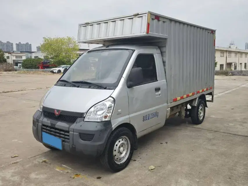 2021 WULING RONGGUANG view 1