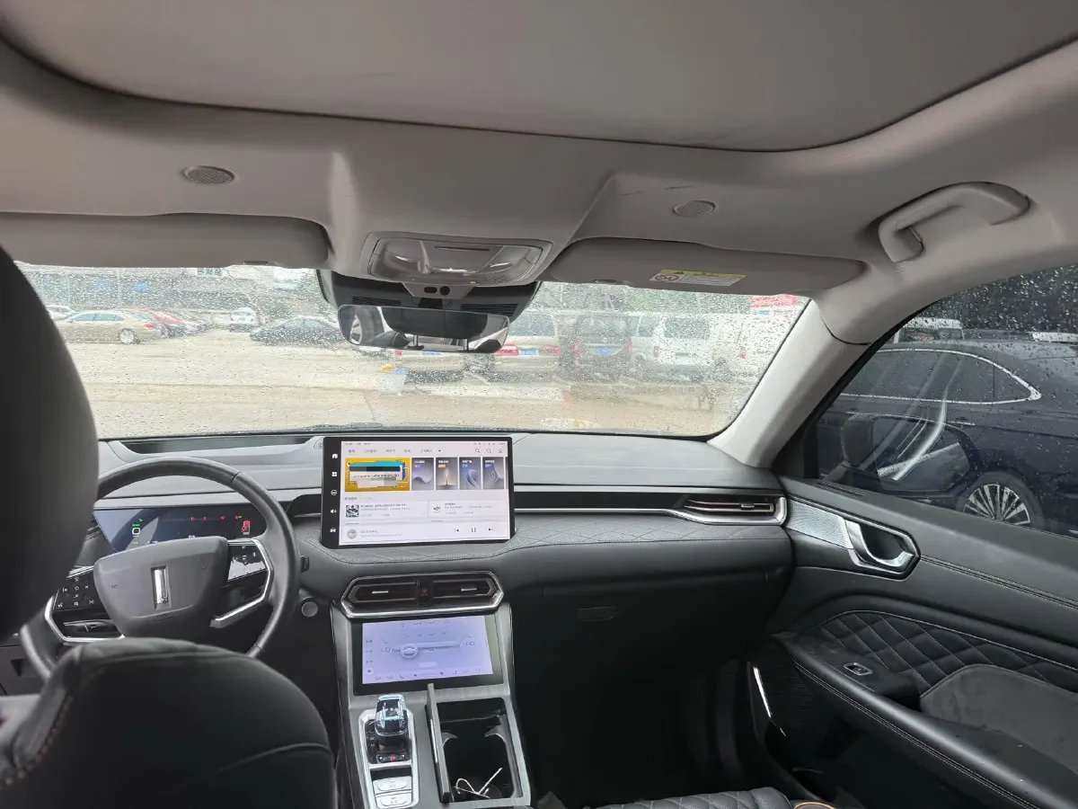 2022 WEY Latte DHT 1.5T 156HP L4 2DHT Hybrid,autocango,china used car exporter,china ev exporter,chinese used car exporter,chinese used ev exporter