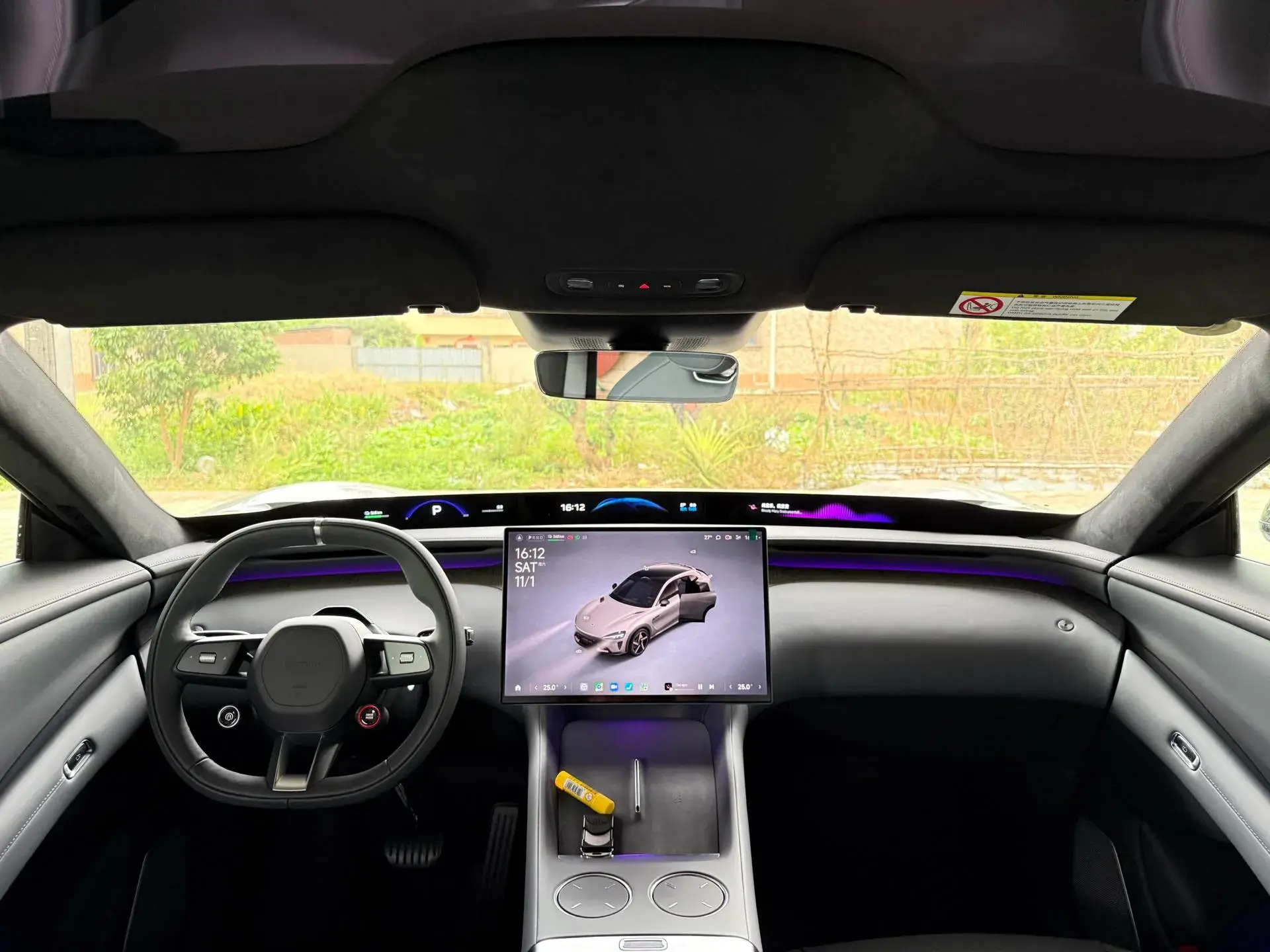 2025 MI YU7 thumbnail 3