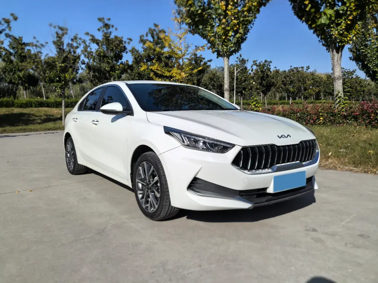 2021 KIA K3 thumbnail 2